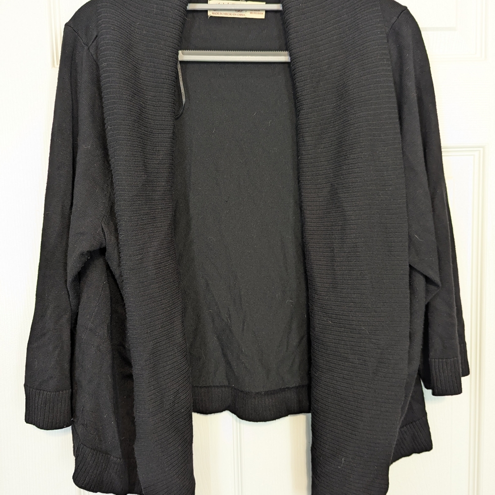 Cropped Faded Glory Black Cardigan